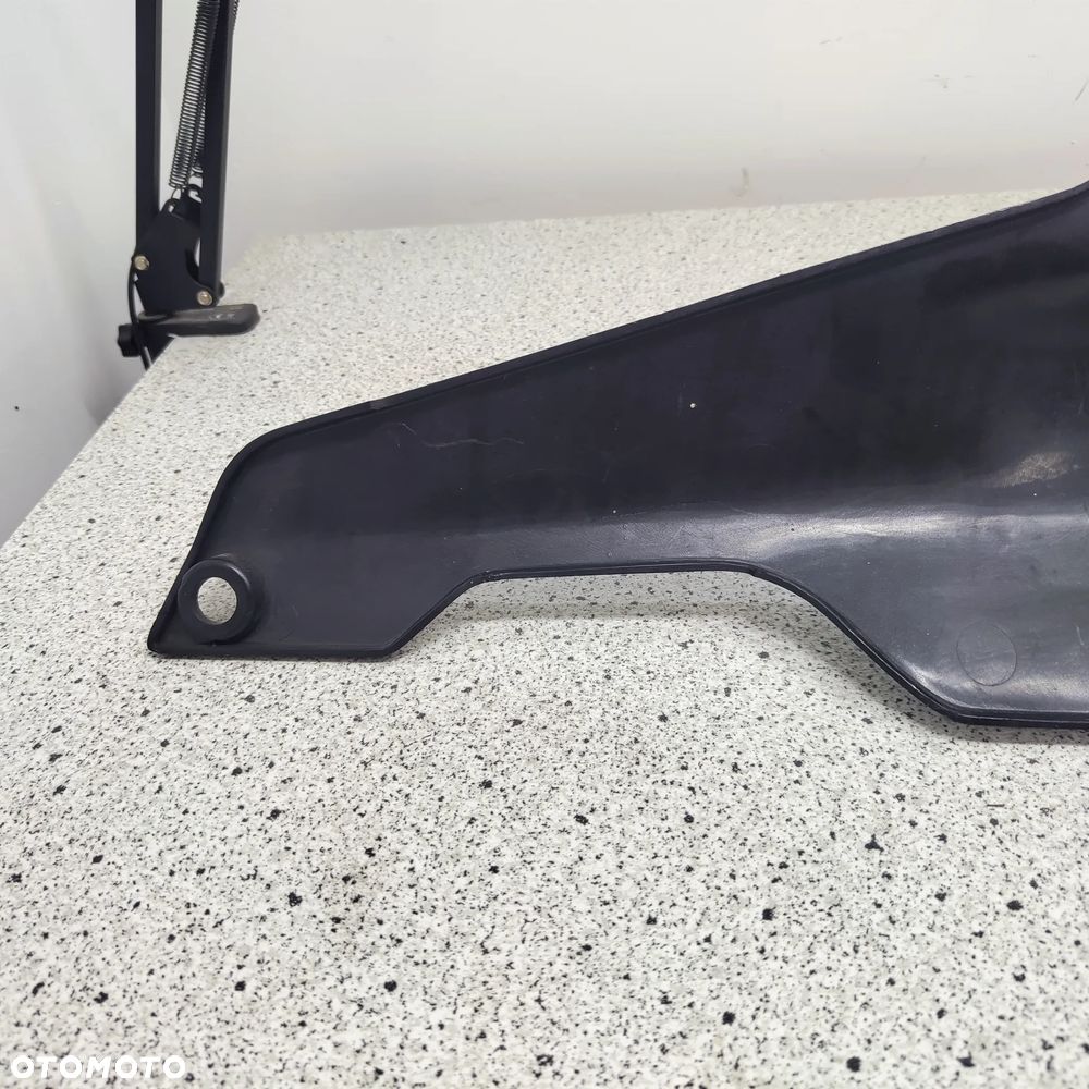 Zadupek, ogon, owiewka, osłona tył Kawasaki ZZR 1100 ZZR1100 - 12