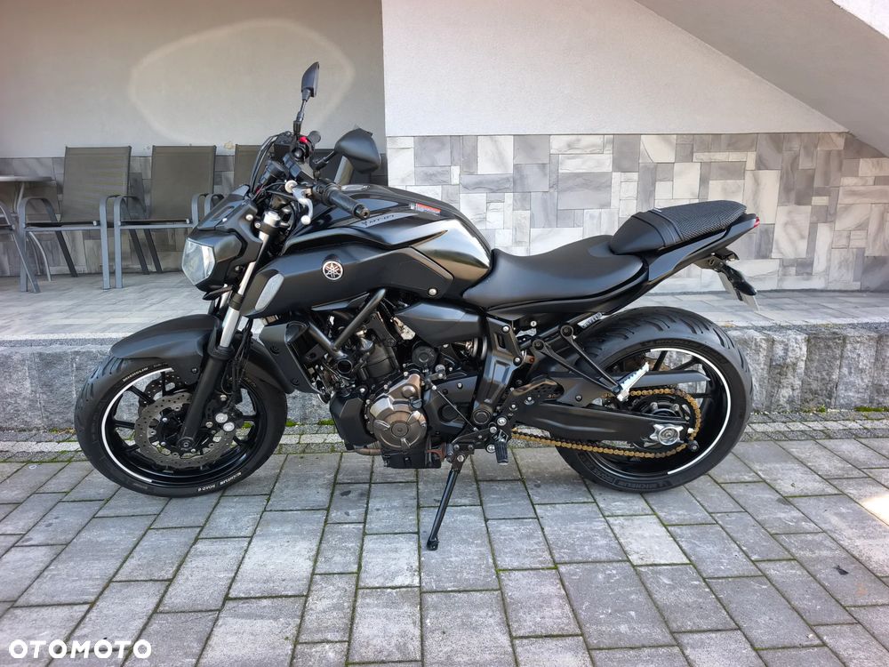 Yamaha MT - 2