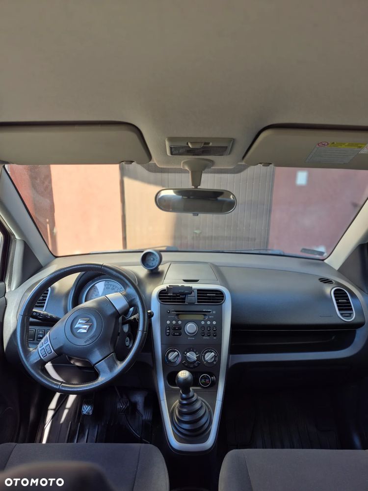 Suzuki Splash - 8