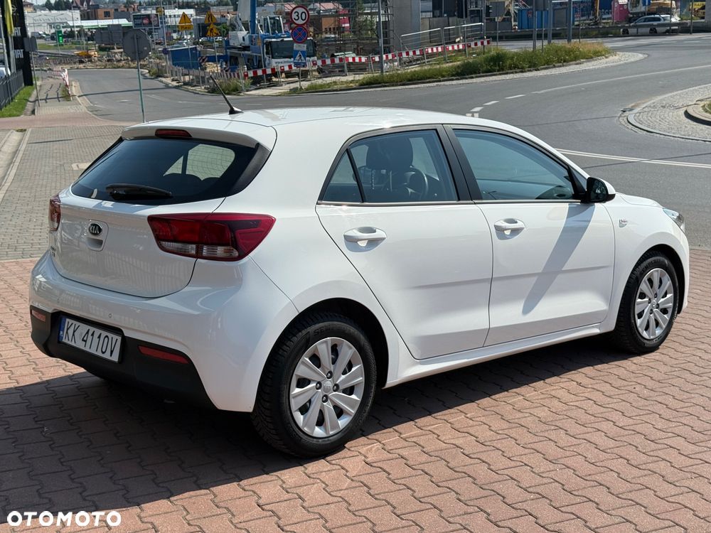 Kia Rio 1.4 M - 7