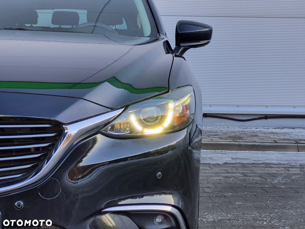 Mazda 6 - 8