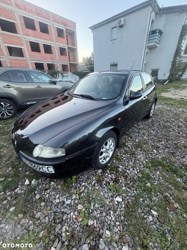 Alfa Romeo 147 1.9 JTD Distinctive - 5
