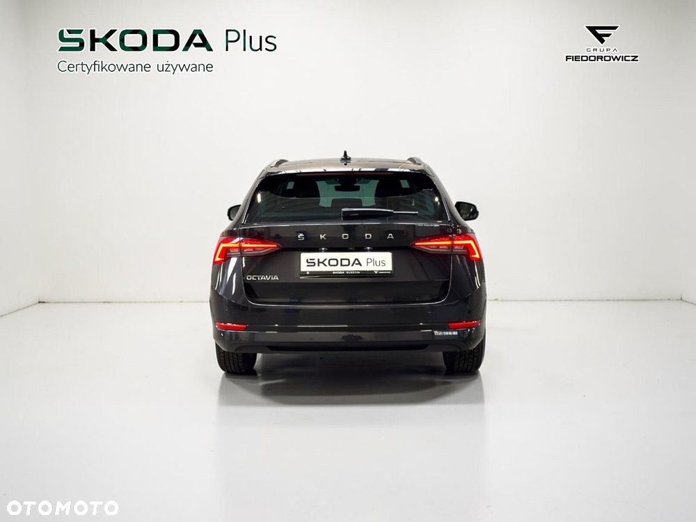 Skoda Octavia - 8