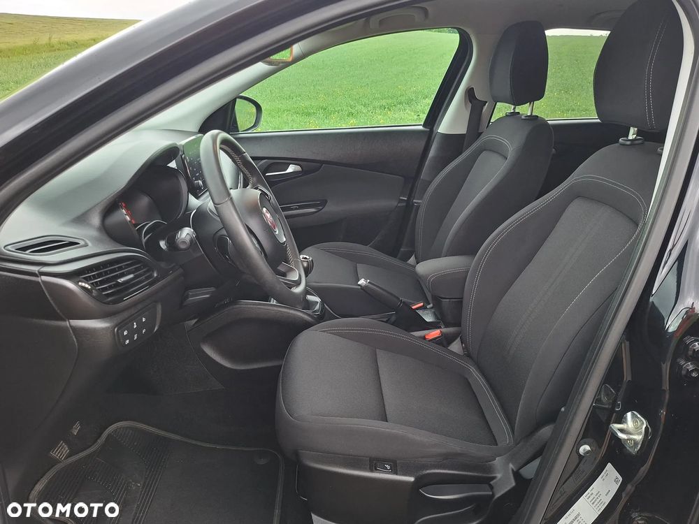 Fiat Tipo 1.4 T-Jet 16v S-Design - 10