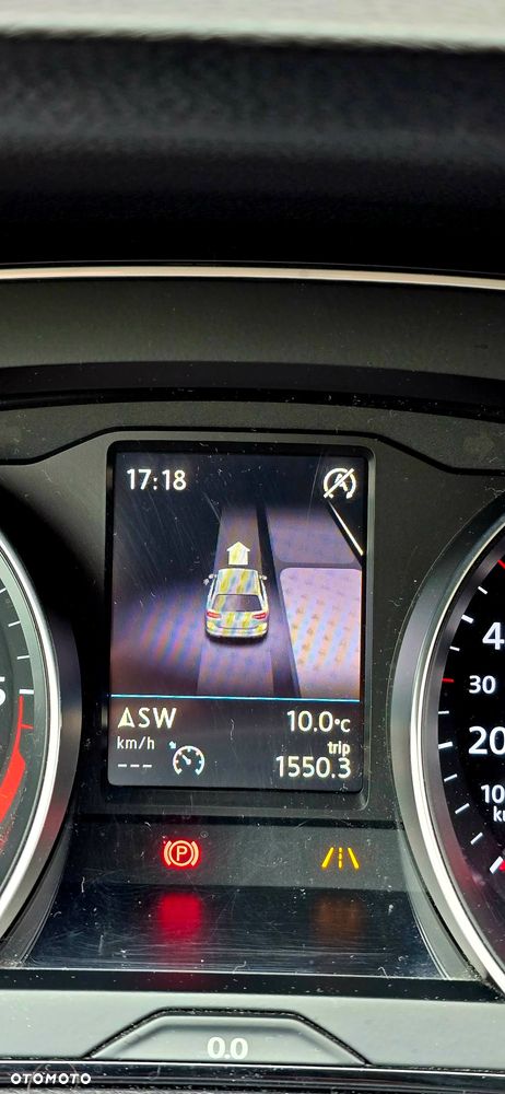 Volkswagen Passat 2.0 TDI SCR (BlueMotion Technology) 4Motion Highline - 17