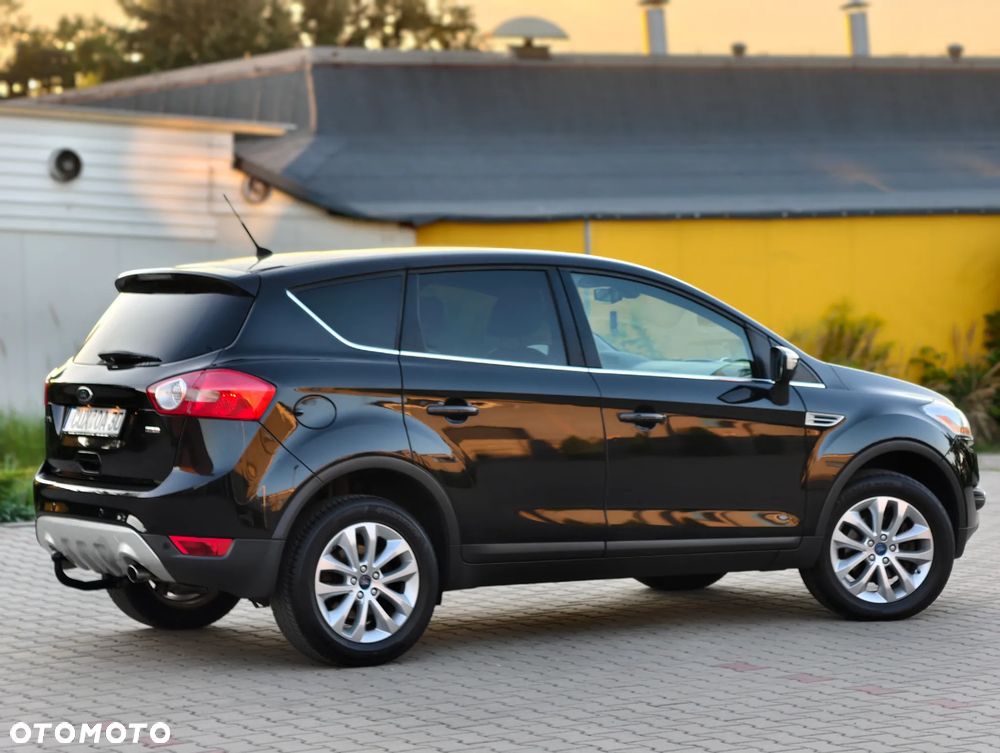 Ford Kuga 2.0 TDCi 4x4 Titanium - 33