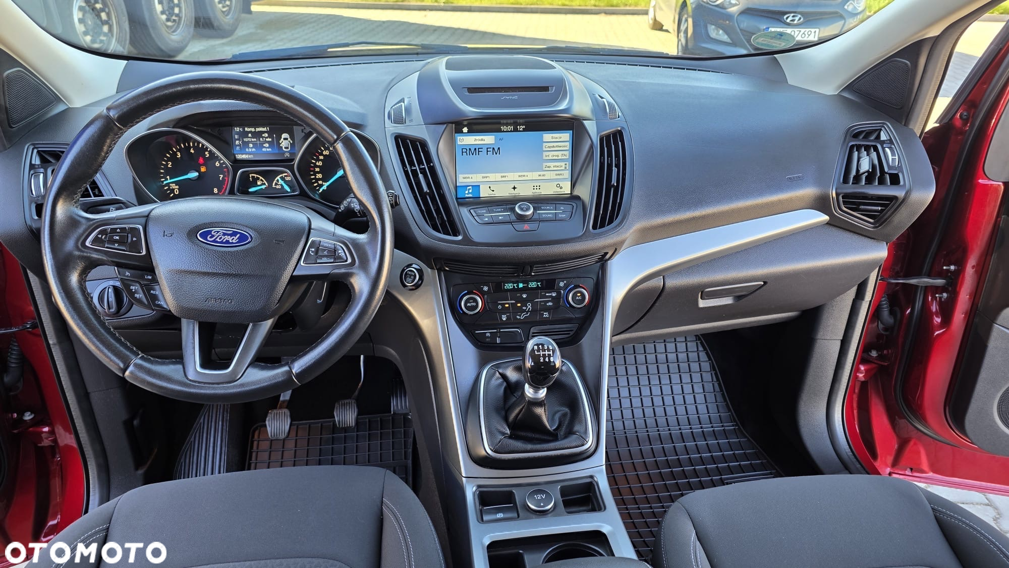 Ford Kuga 1.5 EcoBoost 2x4 Cool & Connect - 19
