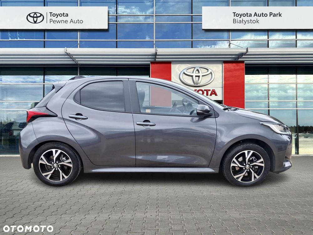 Toyota Yaris Hybrid 1.5 Style - 6