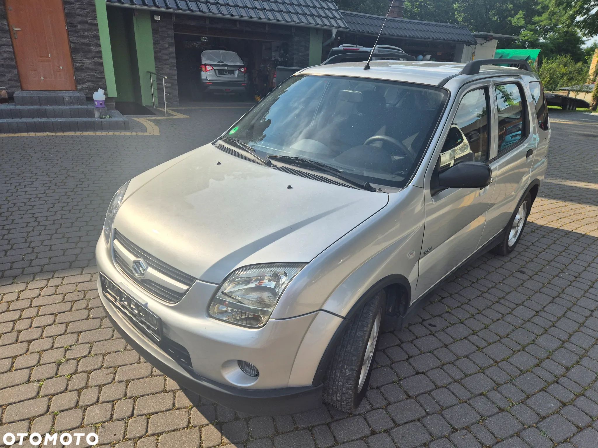Suzuki Ignis 1.3 4x4 X-45 - 1