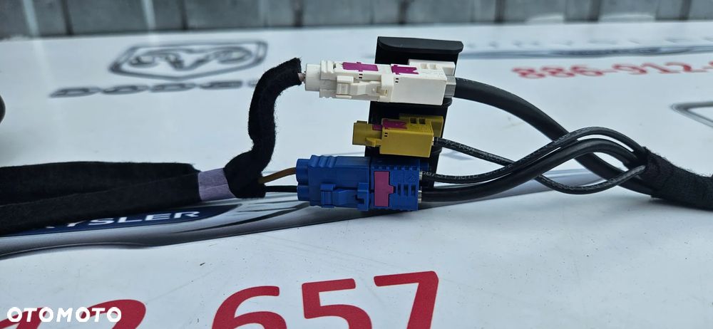 RAM 1500 V 5 2019- Antena GPS Antena dachowa płetwa moduł anteny P68475114AA - 2