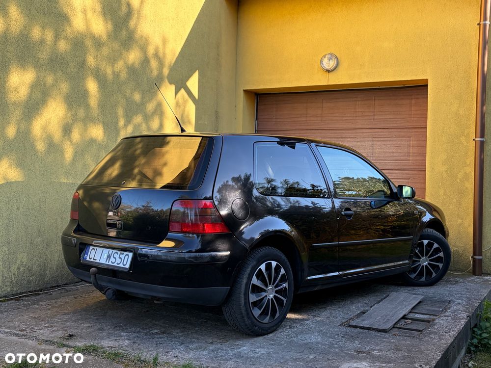Volkswagen Golf - 3
