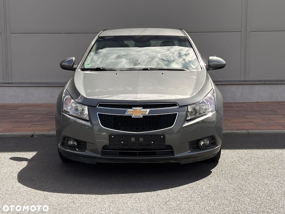 Chevrolet Cruze 1.8 LT - 2