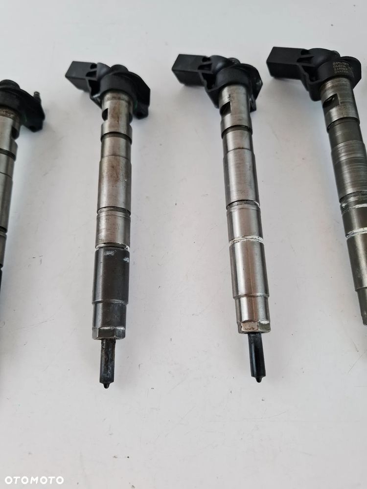 Wtryski Wtryskiwacze Wtrysk Wtryskiwacz 059130277AH 059130277AB 2.7 3.0 TDI Audi VW - 3