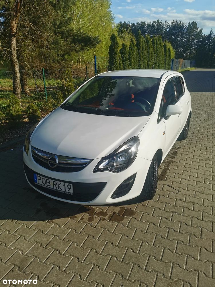 Opel Corsa 2011 photo 2