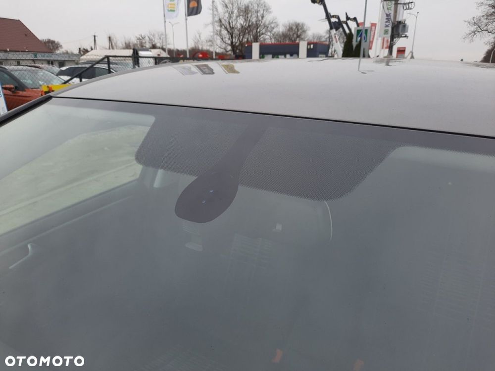 Volkswagen Golf - 13