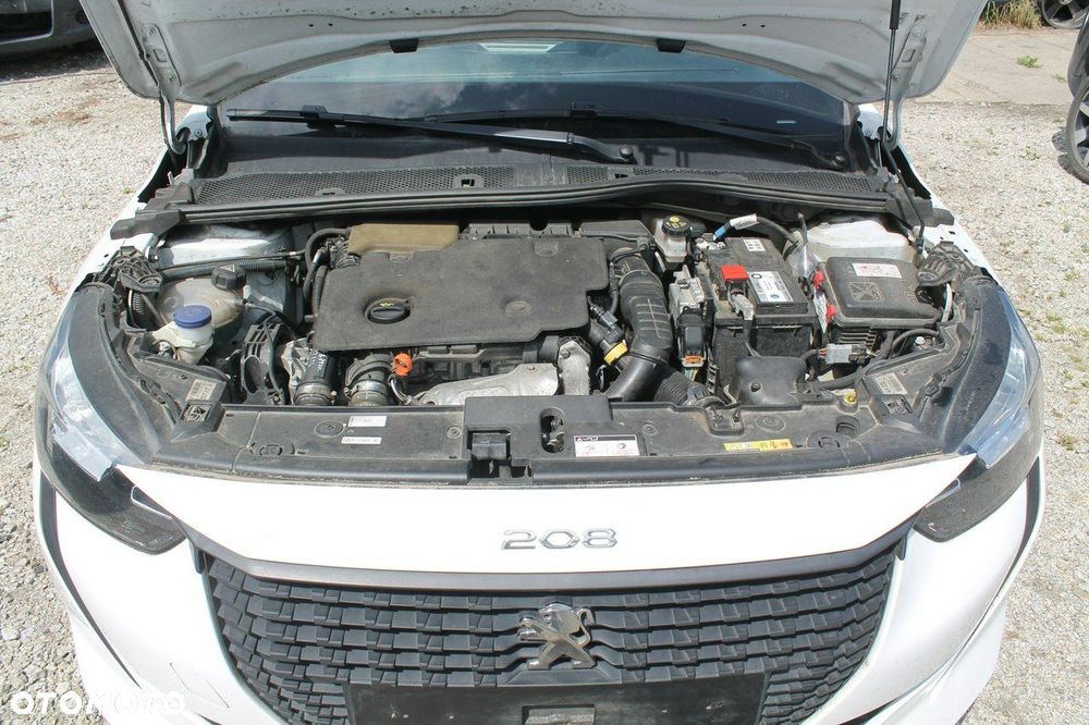 Peugeot 208 - 9