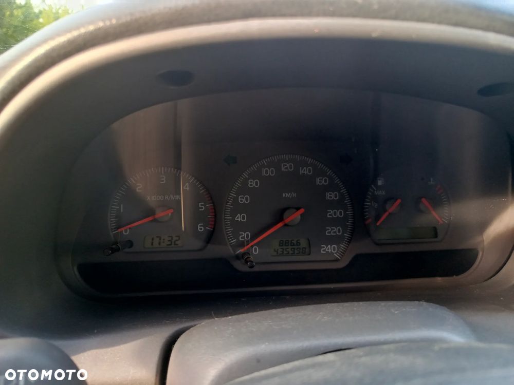 Volvo V40 1.9D - 11