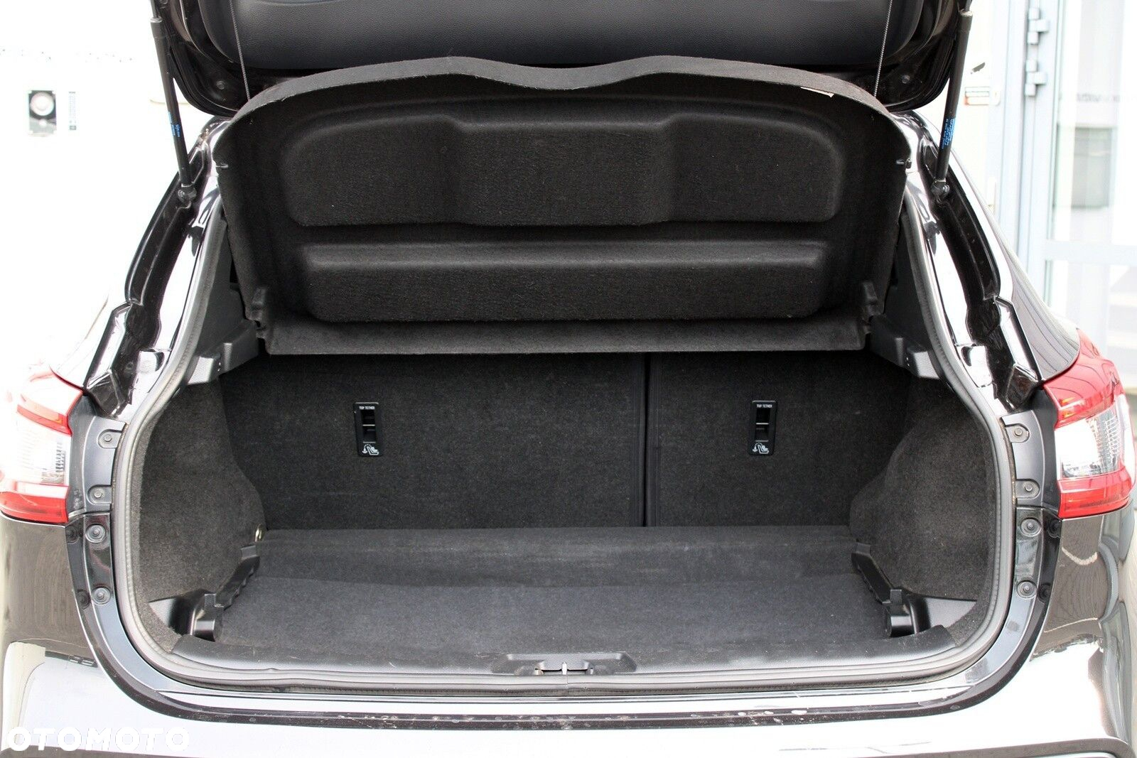 Nissan Qashqai 1.6 DCi Acenta Xtronic - 8