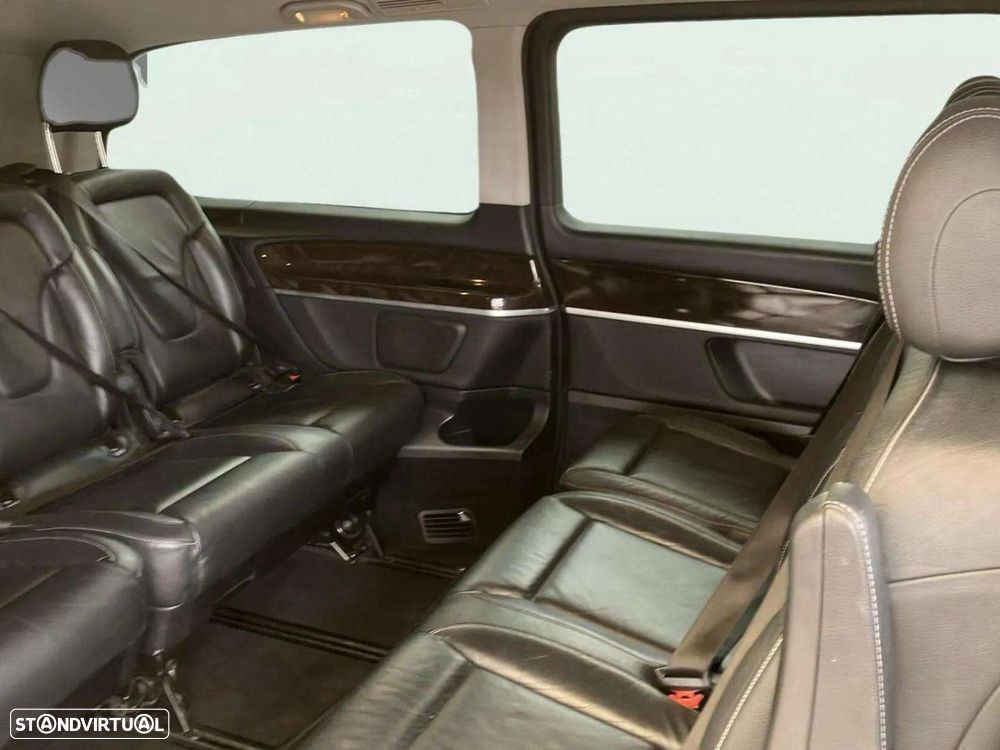 Mercedes-Benz V 220 d Longo Avantgarde Aut. - 14