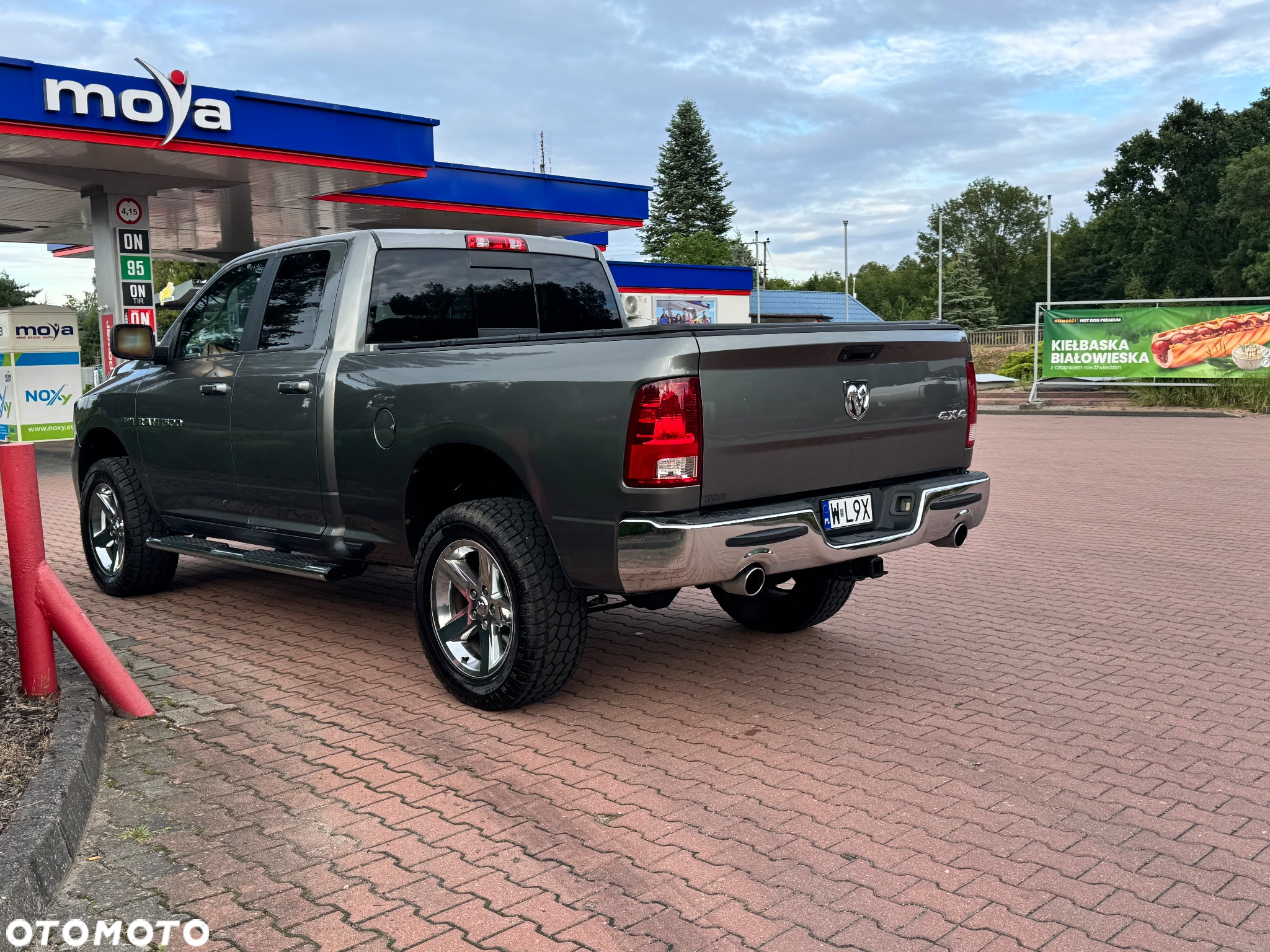 Dodge RAM 1500 5.7 4x4 - 7