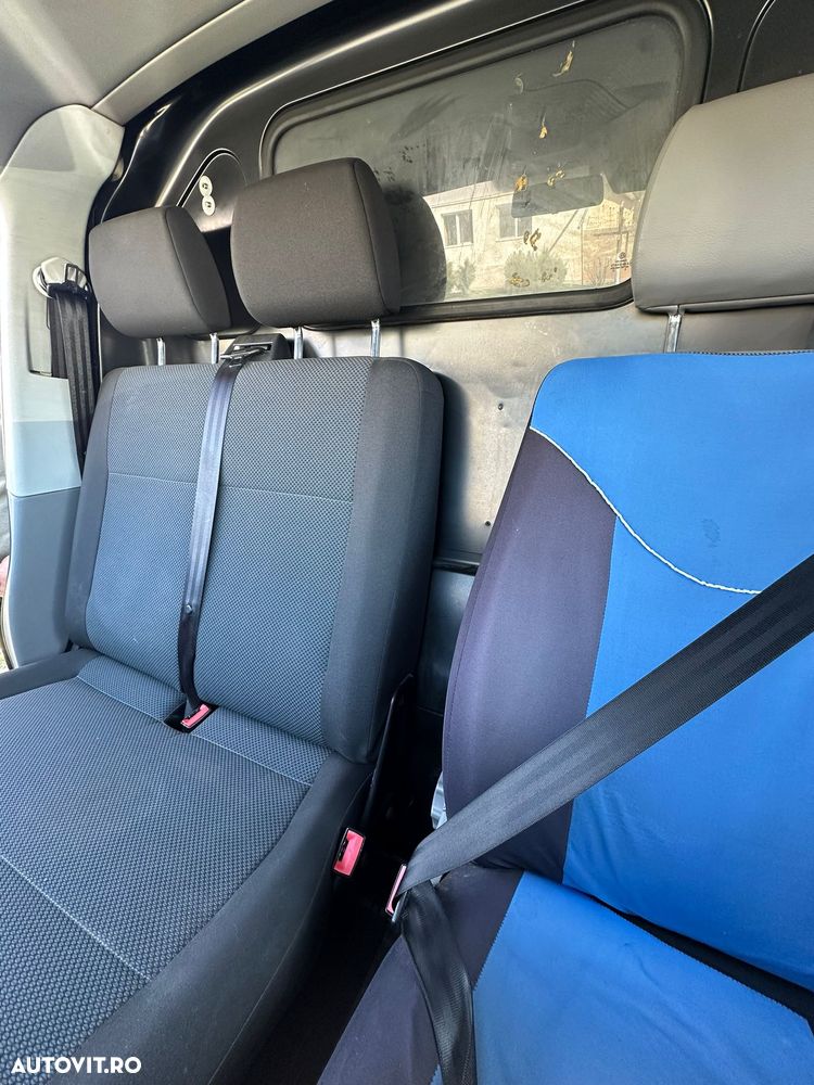 Volkswagen Transporter - 11