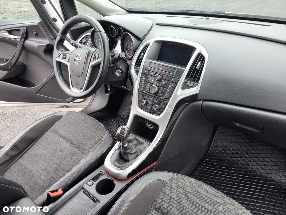 Opel Astra 1.6 ECOTEC DI Turbo ecoFLEX Start/Stop Exklusiv - 24