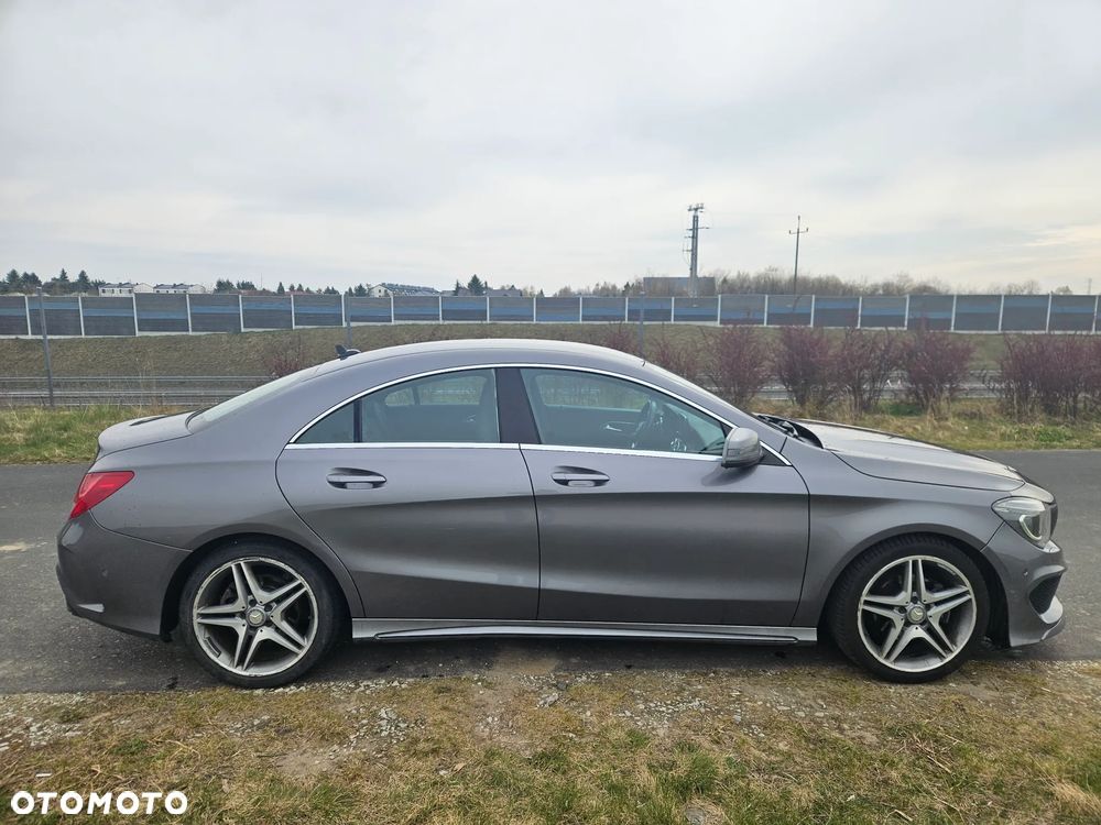 Mercedes-Benz CLA - 4