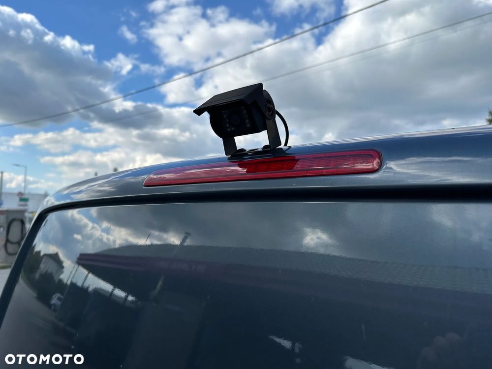 Volkswagen Transporter - 15