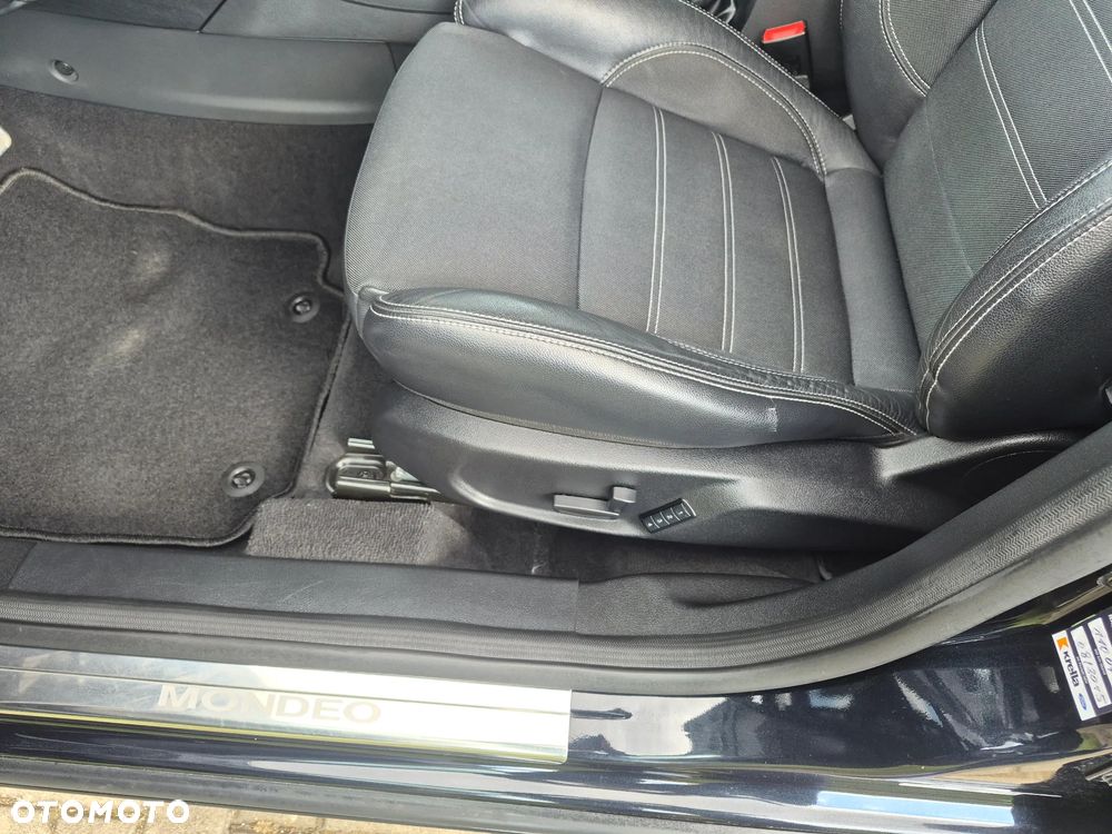 Ford Mondeo 1.6 Eco Boost Start-Stopp Champions Edition - 17