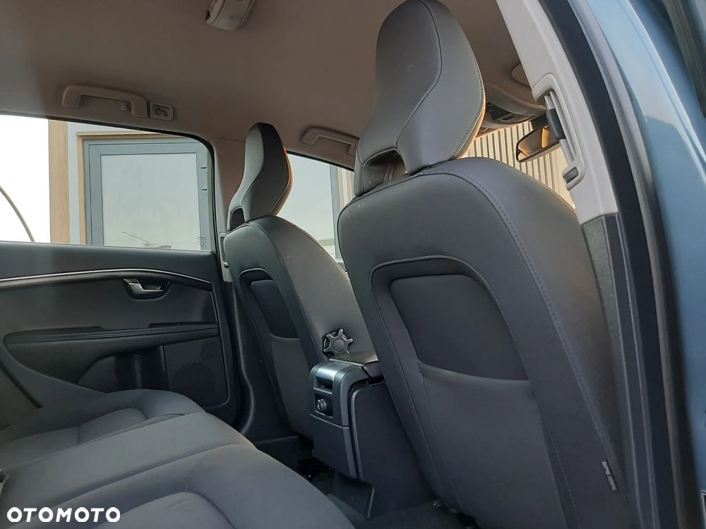 Volvo V70 D4 Summum - 30