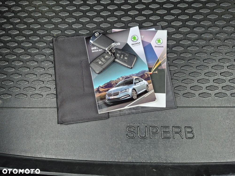 Skoda Superb 2.0 TSI DSG Style - 38