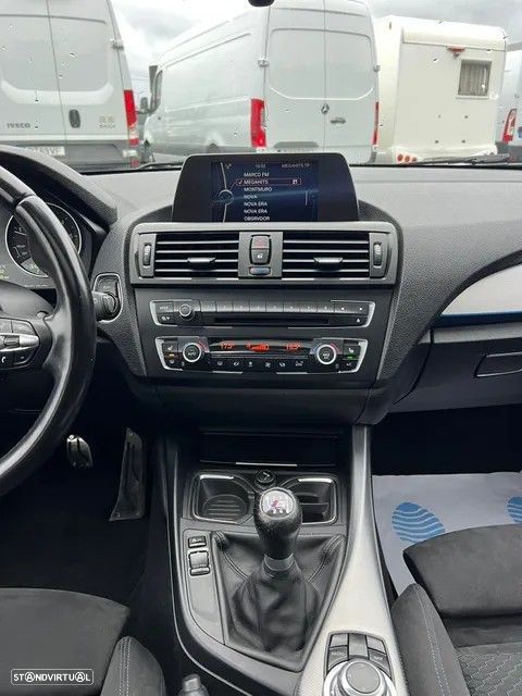 BMW 120 d xDrive Pack M - 17