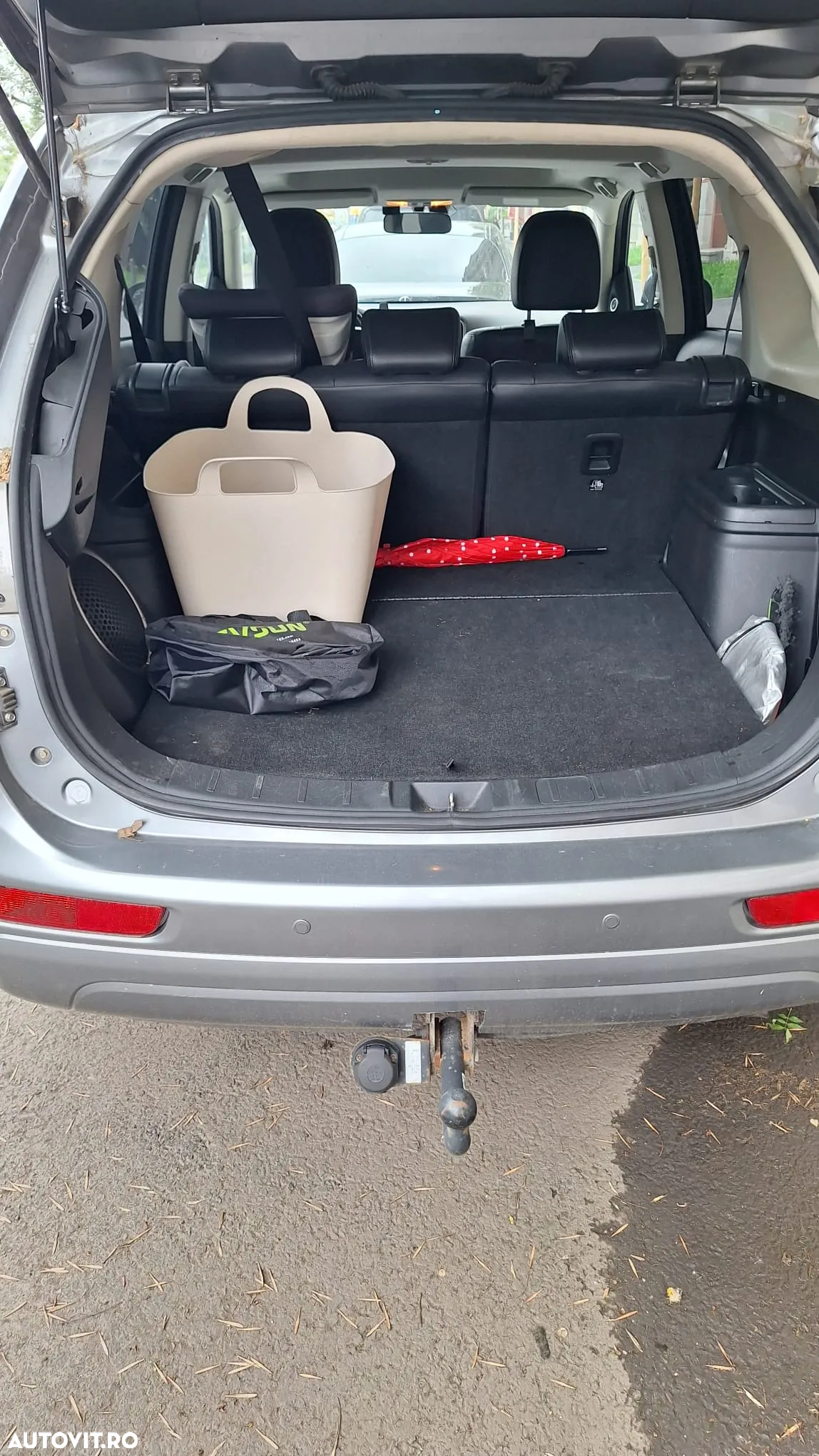Mitsubishi Outlander - 4