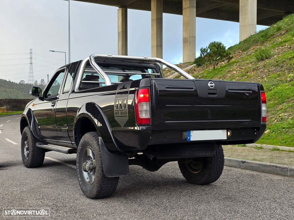 Nissan Pick Up 2.5 TD KC Navara AC+AB - 2