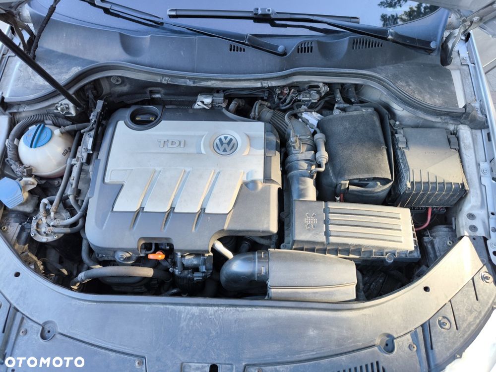 Volkswagen Passat - 6