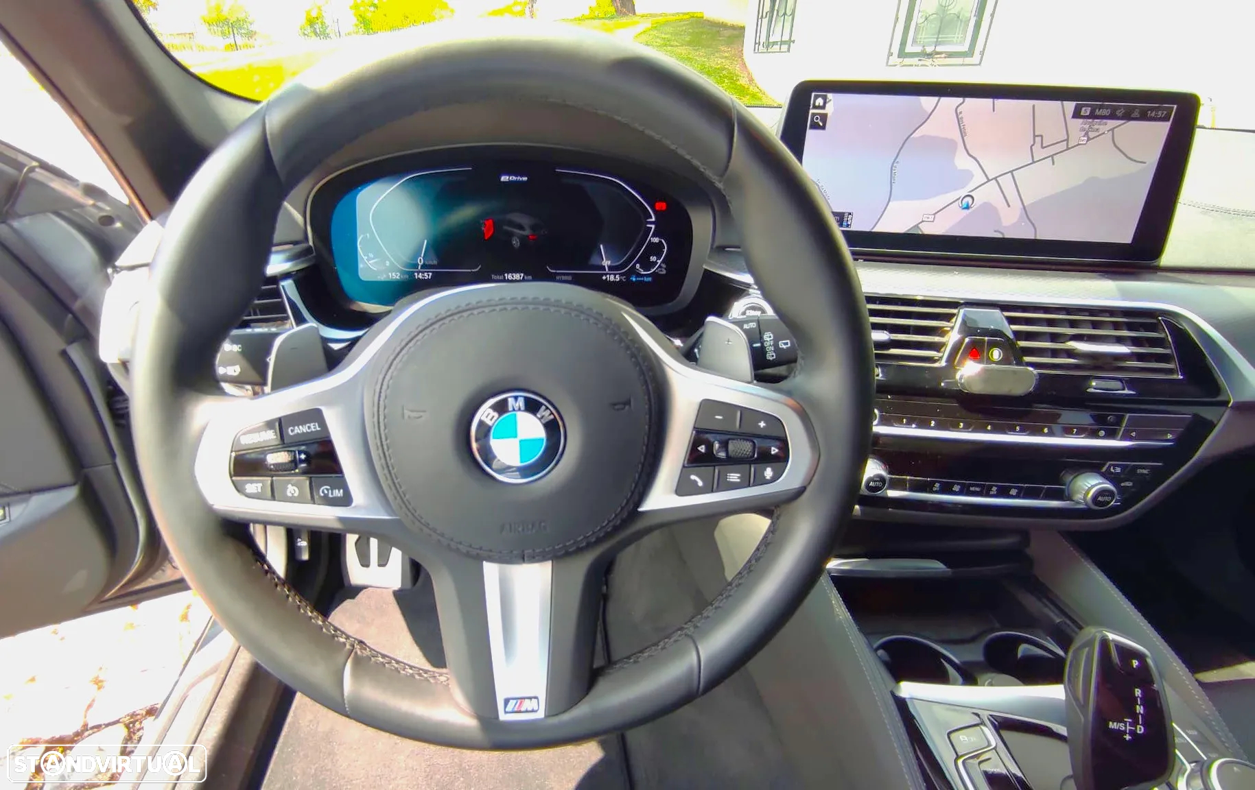 BMW 530 e Pack Desportivo M - 26