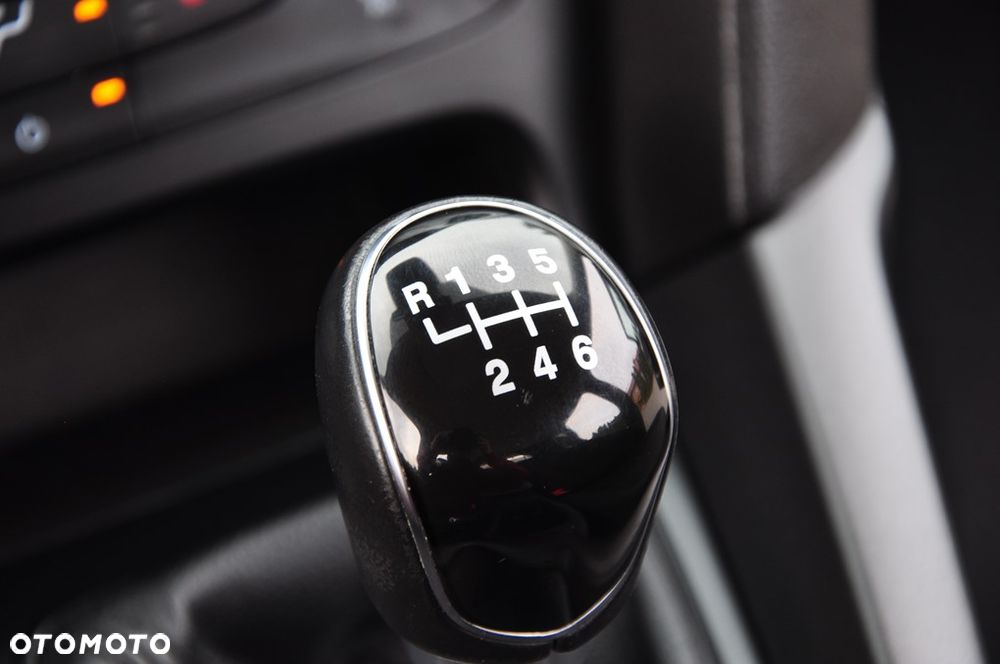 Ford Focus 1.5 EcoBlue STart-Stopp-System TITANIUM - 39