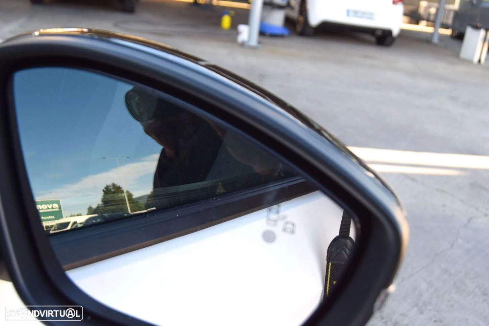 Opel Corsa 1.2 T Edition - 22