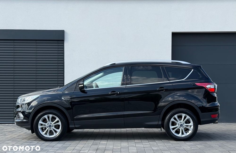 Ford Kuga 1.5 EcoBoost 2x4 Cool & Connect - 4