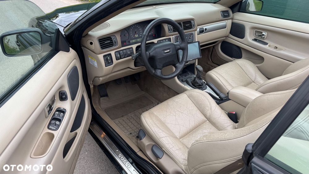 Volvo C70 - 24