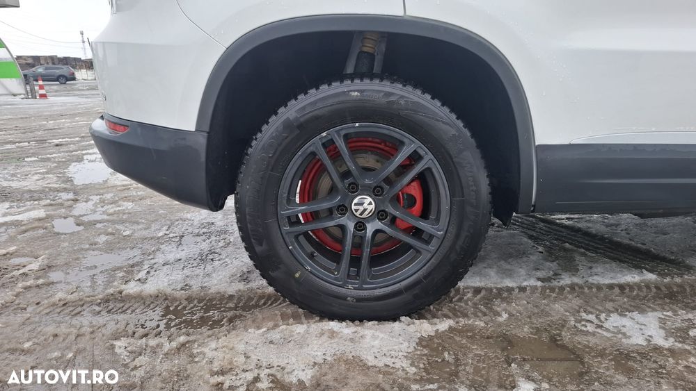 Volkswagen Tiguan 2.0 TDI DPF 4Motion Track&Field - 5