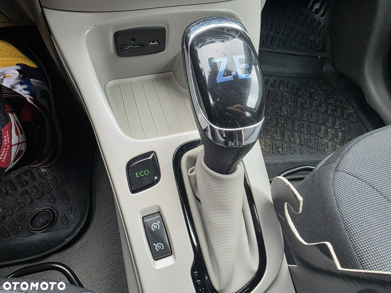Renault Zoe - 24