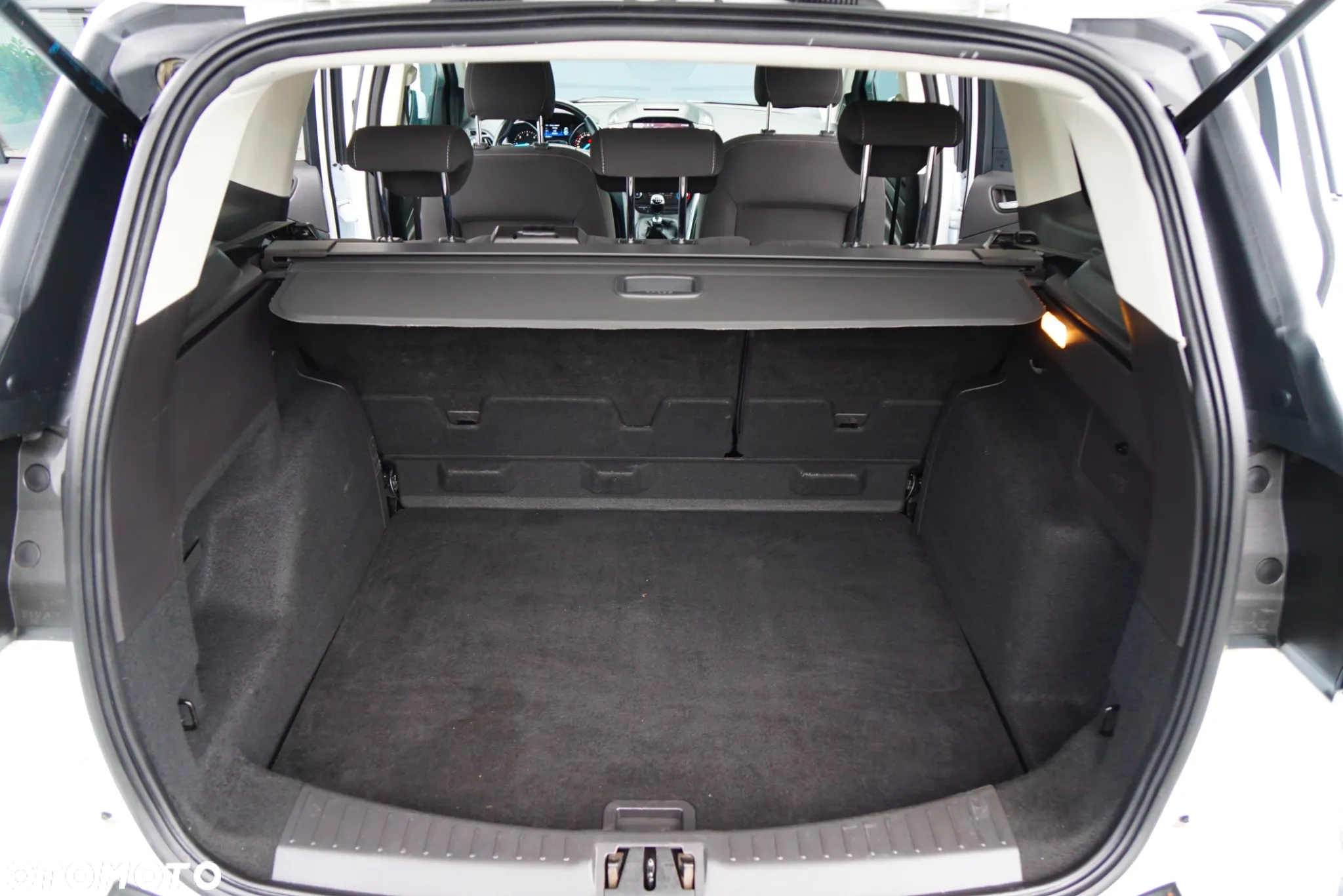 Ford Kuga 1.5 EcoBlue FWD Titanium - 23