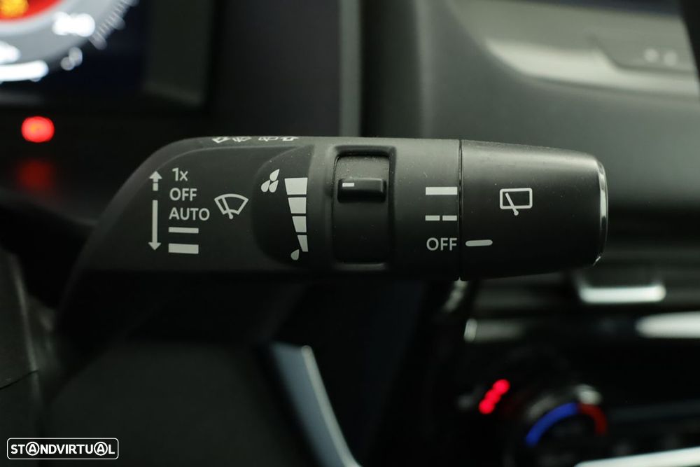 Nissan Qashqai 1.3 DIG-T N-Connecta LED Xtronic - 18