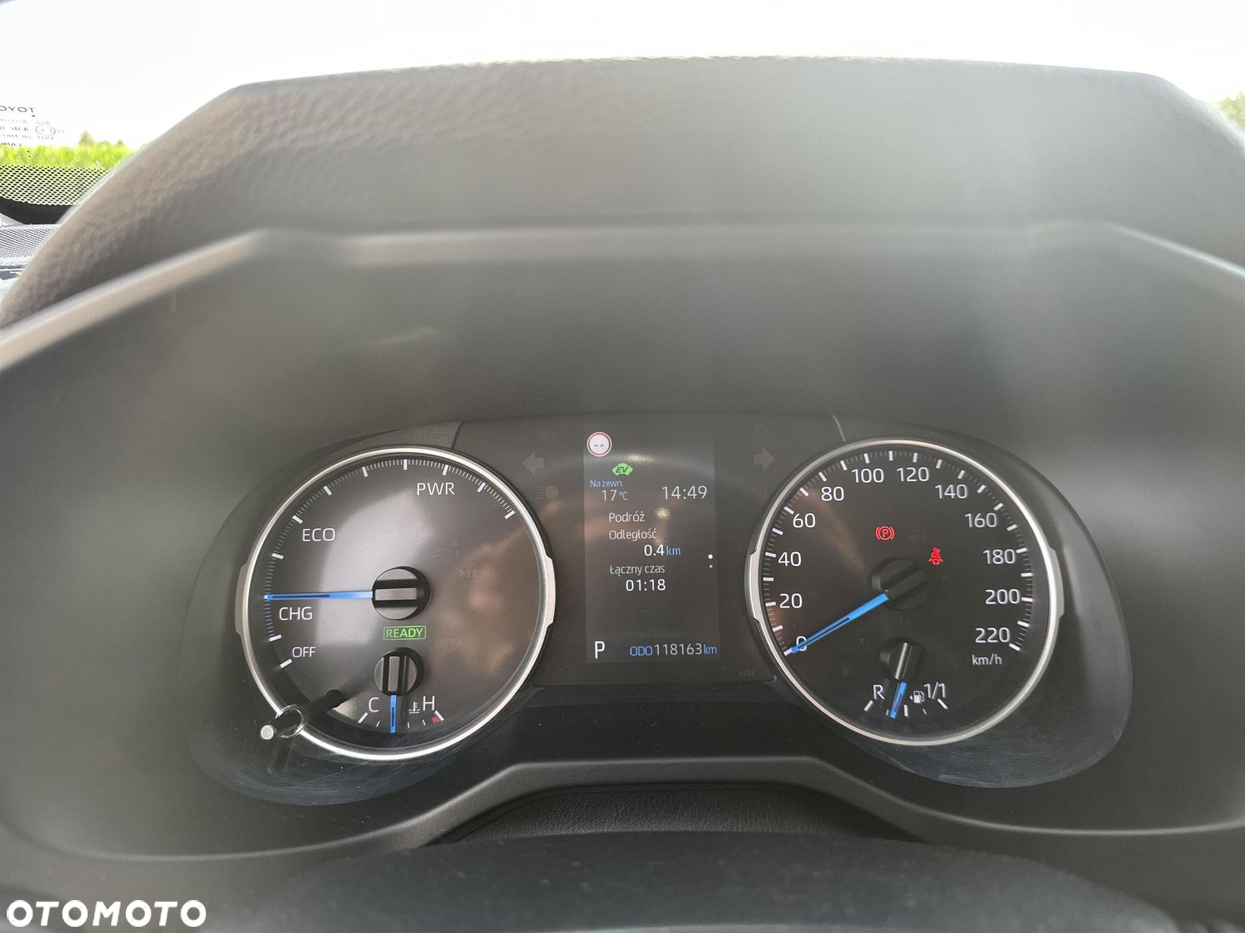 Toyota RAV4 - 16