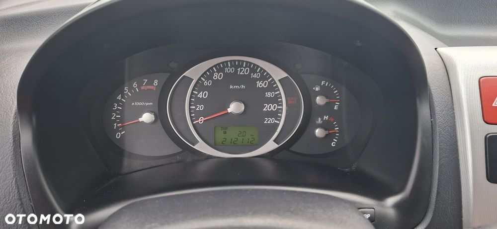 Hyundai Tucson 2.0 2WD GLS - 15