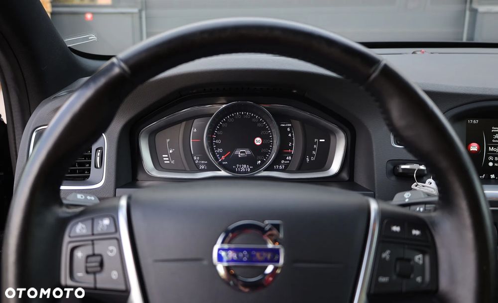 Volvo S60 T5 Drive-E Summum - 10