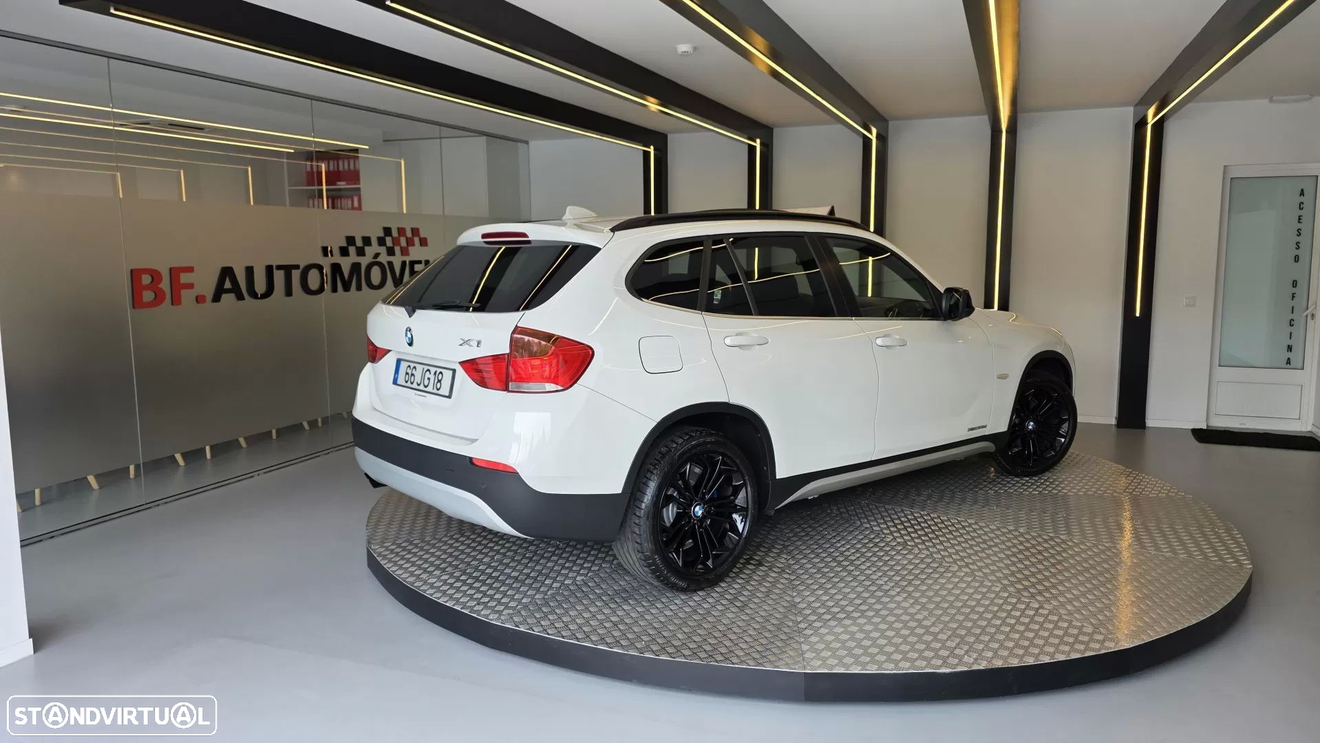 BMW X1 23 d xDrive Auto - 4