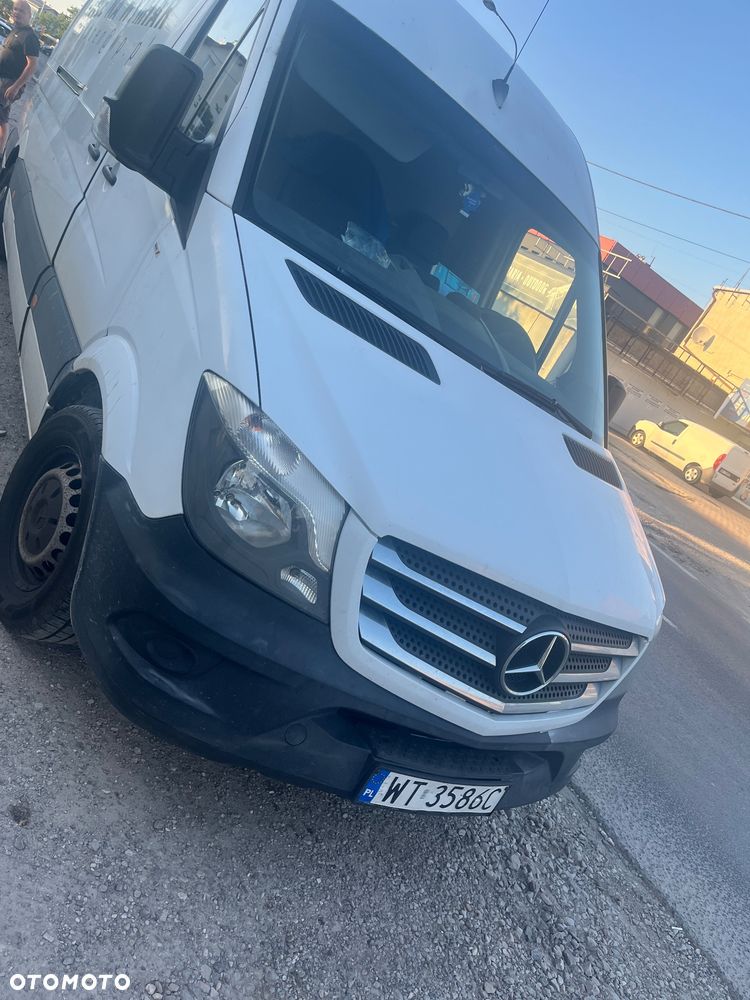Mercedes-Benz Sprinter - 1