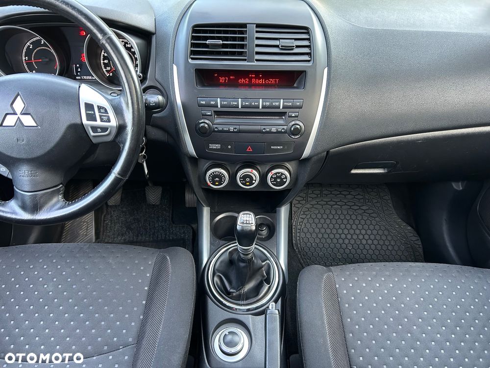 Mitsubishi ASX - 32